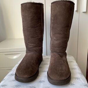 UGG Classic Tall Boots Brown Sz. 11 Wide